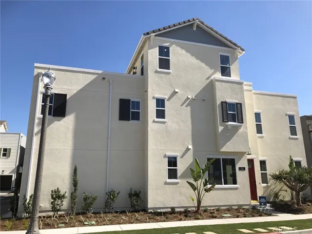 526 S Motif Street, Anaheim, California 92805