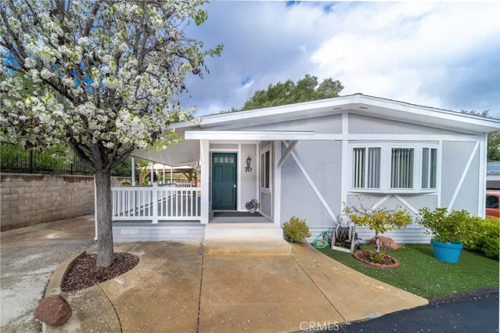 70 Little John Lane, Westlake Village, California 91361