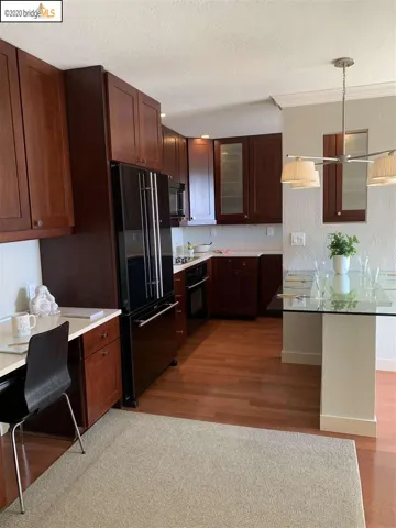 955 Shorepoint Ct 212, Alameda, California 94501