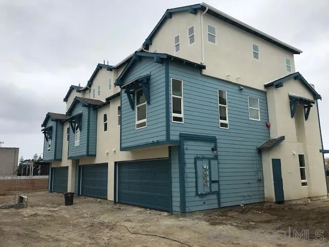 2681 Roosevelt, Carlsbad, California 92008