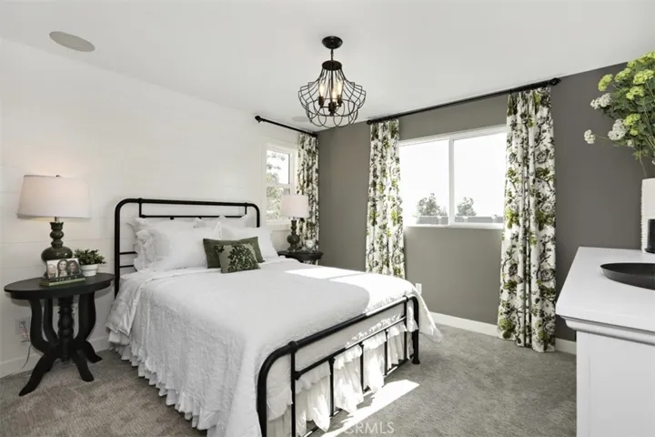 12837 Watt Lane E, Sylmar, California 91342