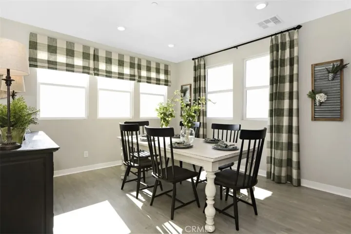 12820 Watt Lane E, Sylmar, California 91342