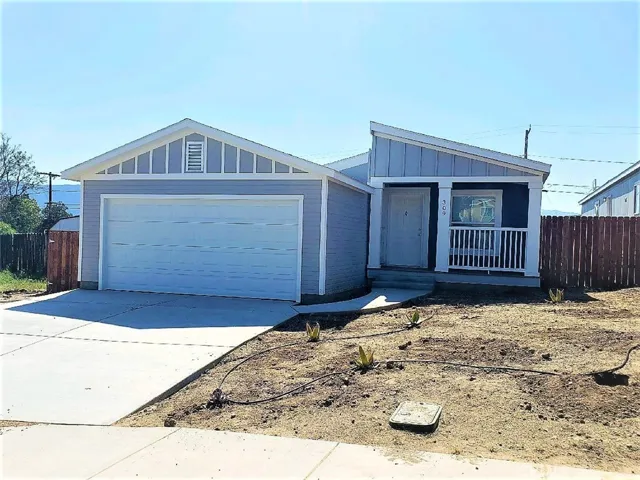 309 Avenue 4, Lake Elsinore, California 92530