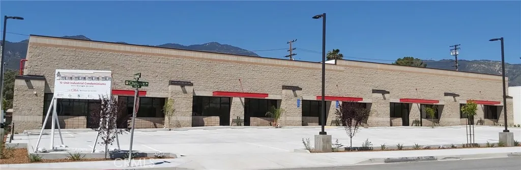 245 W Chestnut Avenue, Monrovia, California 91016