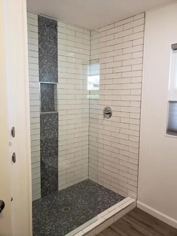 Guest Shower