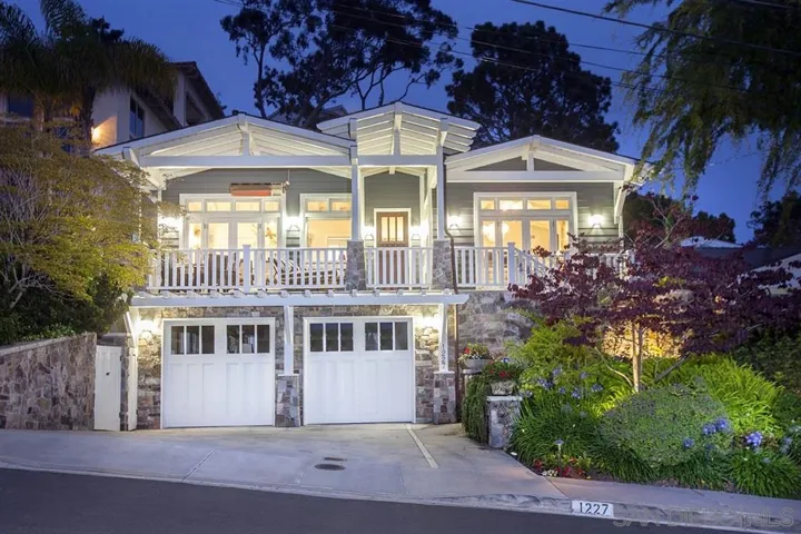 1227 Olivet Street, La Jolla, California 92037