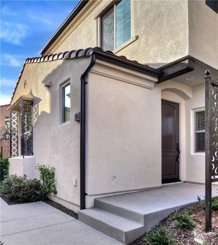166 Quiet Grove, Irvine, California 92618