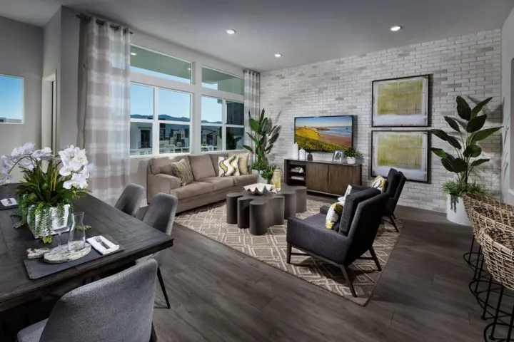 2040 Bravo Loop 4, Chula Vista, California 91915