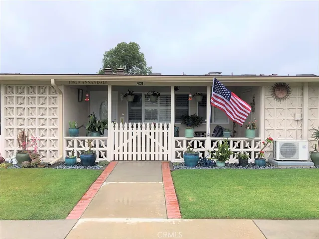 13820 Annandale Dr. Mutual 1 42b, Seal Beach, California 90740