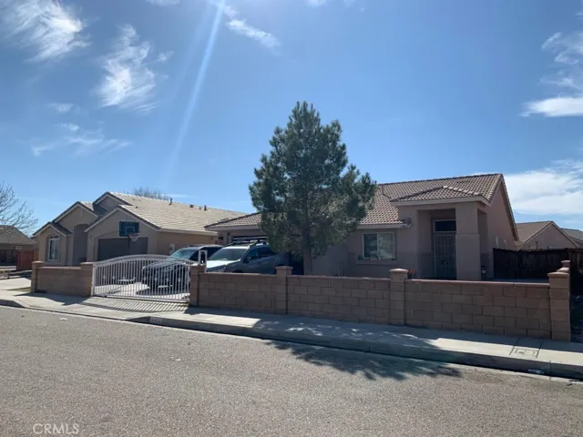 14802 Sandstone St, Adelanto, California 92301