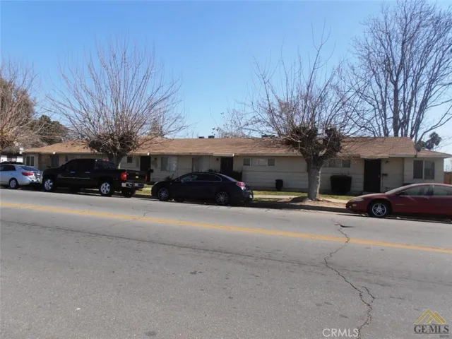1201 Alta Vista, Bakersfield, California 93305