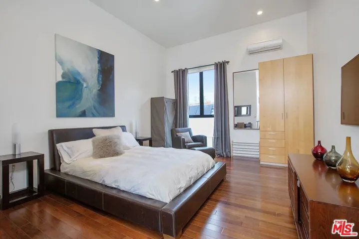 802 N Harper Avenue, West Hollywood, California 90046
