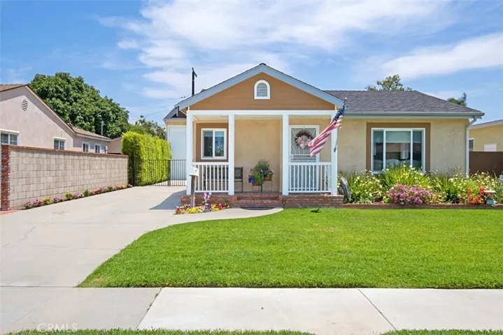 13906 Charlemagne Ave, Bellflower, California 90706