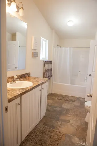 8200 Bolsa Avenue 165, Midway City, California 92655