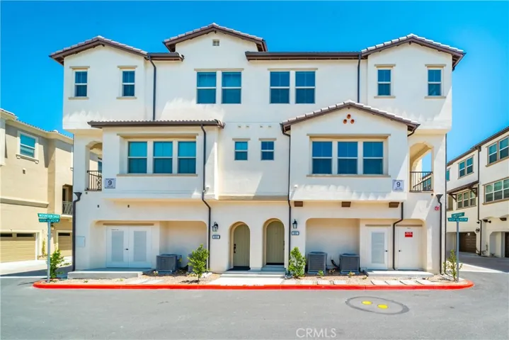301 Limestone, Lake Forest, California 92610