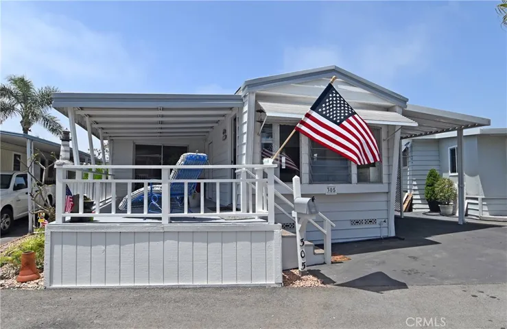 305 Silver Shoals N, Long Beach, California 90803