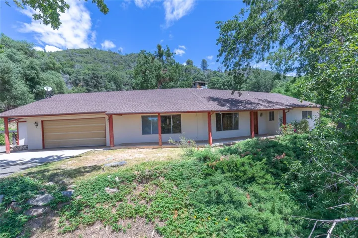 3968 E Triangle Road, Mariposa, California 95338