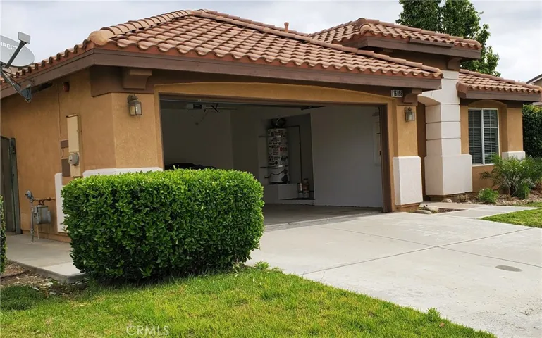 16856 Maidstone Lane, Fontana, California 92336