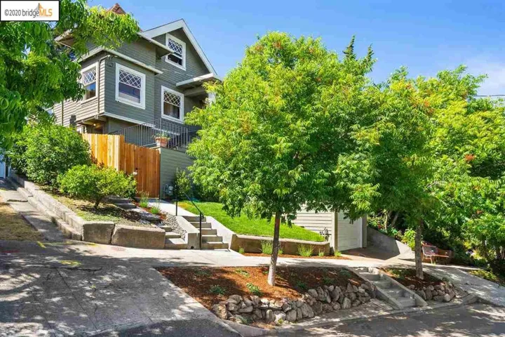 11 Cambridge Way, Piedmont, California 94611