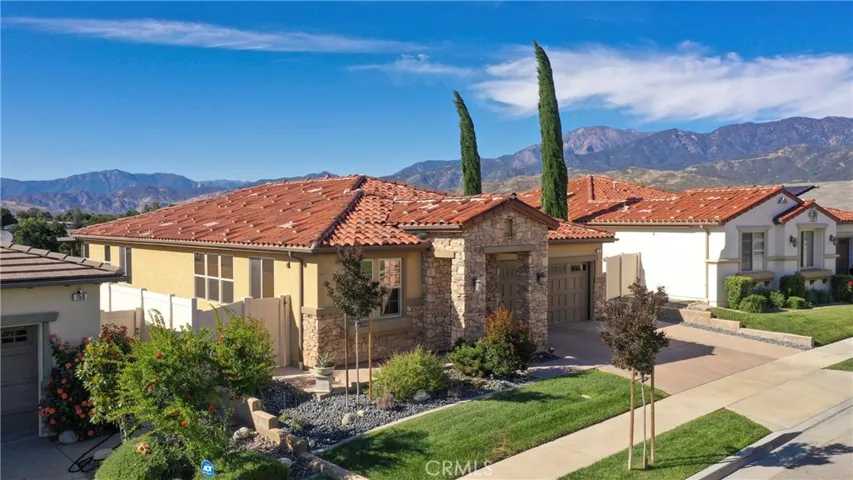 152 Country Club, Calimesa, California 92320