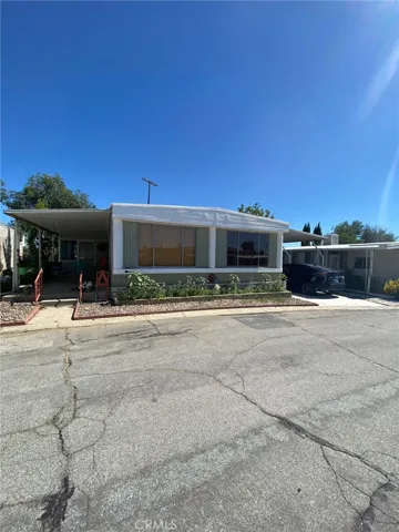 10329 Calimesa Blvd. 21, Calimesa, California 92320