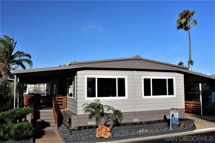 7106 Santa Cruz 56, Carlsbad, California 92011