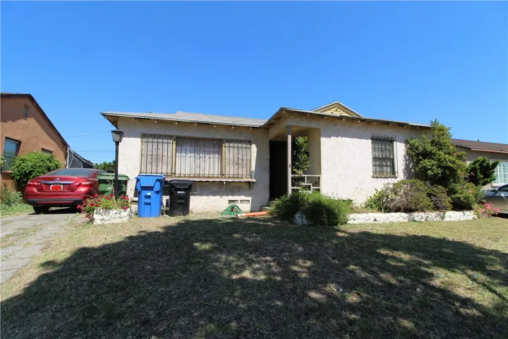 13610 Ainsworth, Gardena, California 90247