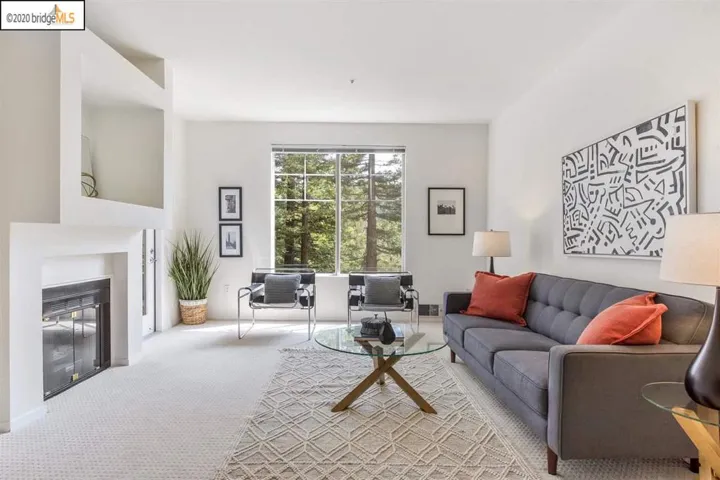 280 Caldecott Ln 107, Oakland, California 94618