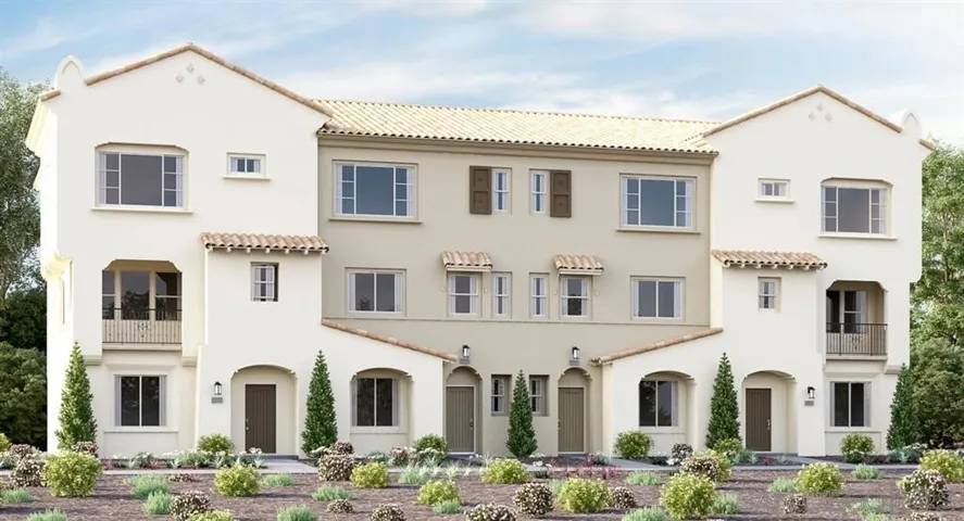 1574 Fortaleza Way 2, Vista, California 92081