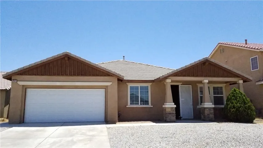 Great starter home with 4 bedrooms and a bonus room.