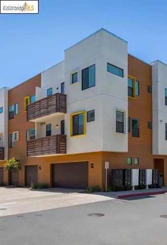 1424 Pullman Way, Oakland, California 94607