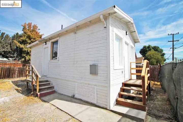 7010 Herbert Guice Way, Oakland, California 94621