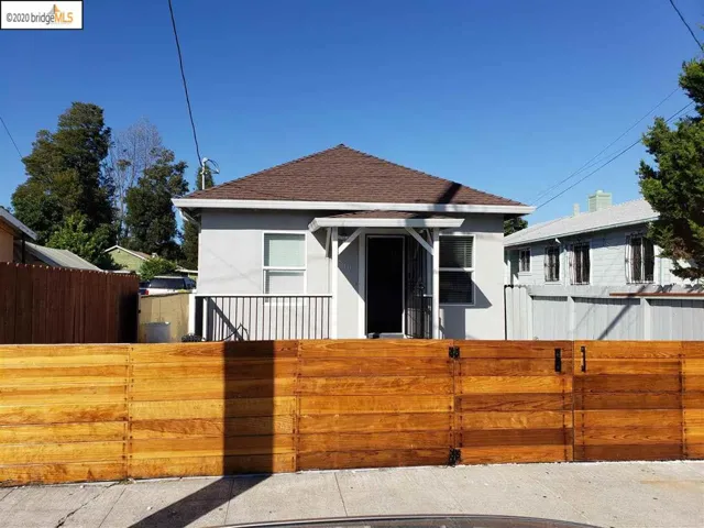 9830 Birch St, Oakland, California 94603-2718