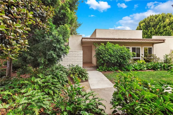 2008 Via Mariposa W H, Laguna Woods, California 92637