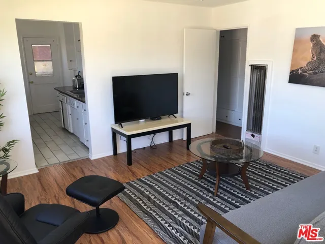 4019 Mclauglin, Los Angeles, California 90066
