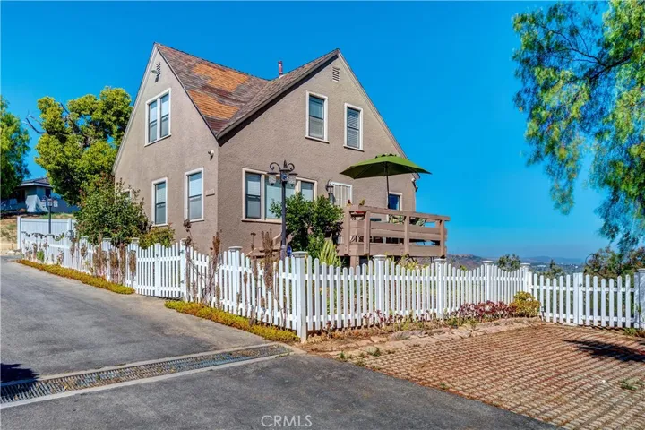 1938 Ganter Road, La Habra Heights, California 90631