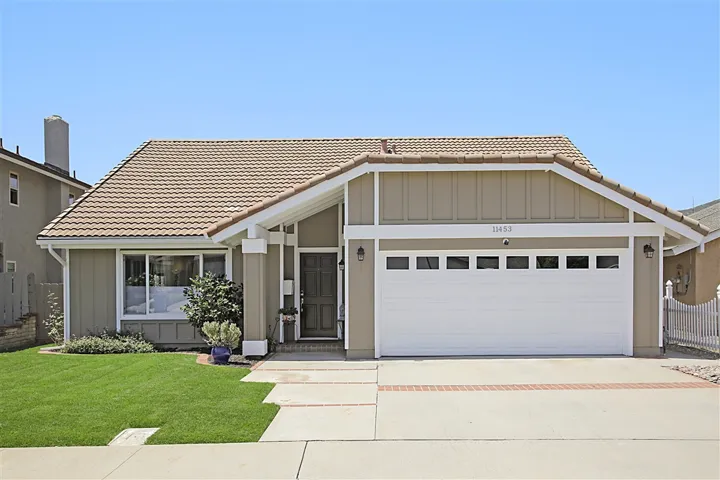11453 Luz, San Diego, California 92127