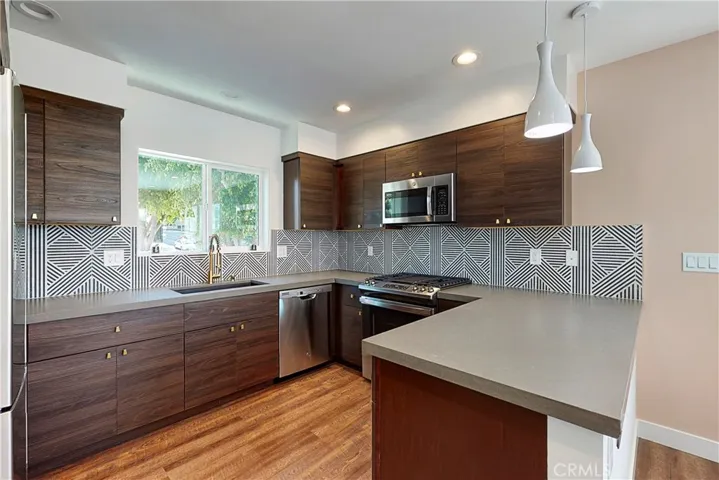 1800 Termino, Long Beach, California 90815
