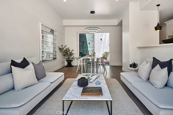 206 N Moore Avenue D, Monterey Park, California 91754