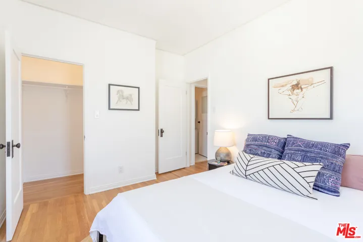 1160 N Madison Avenue 1/4, Los Angeles, California 90029