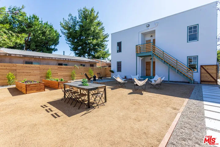1160 N Madison Avenue 1/4, Los Angeles, California 90029