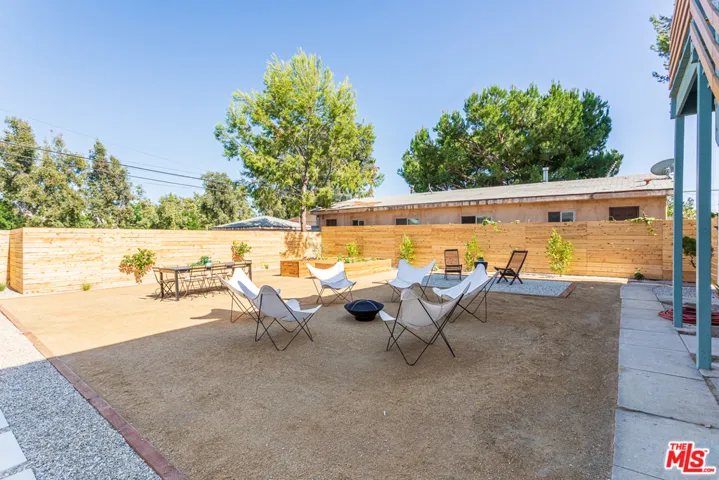1160 N Madison Avenue 1/4, Los Angeles, California 90029