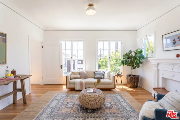 1160 N Madison Avenue 1/4, Los Angeles, California 90029