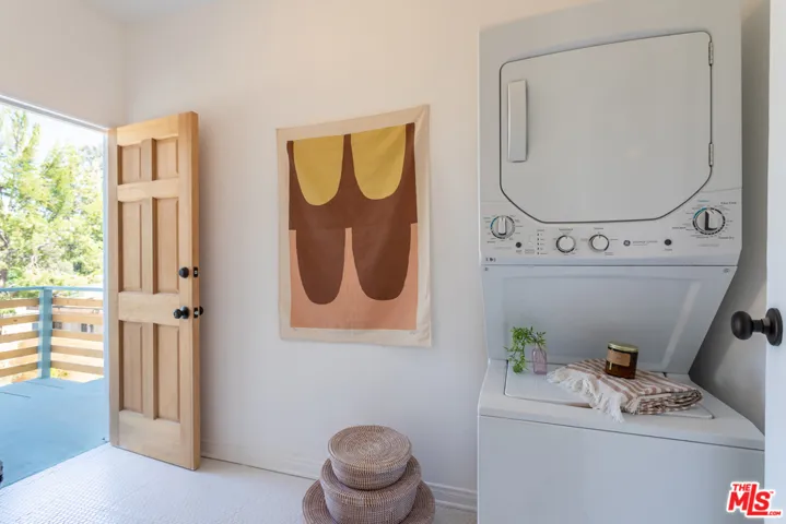 1160 N Madison Avenue 1/4, Los Angeles, California 90029