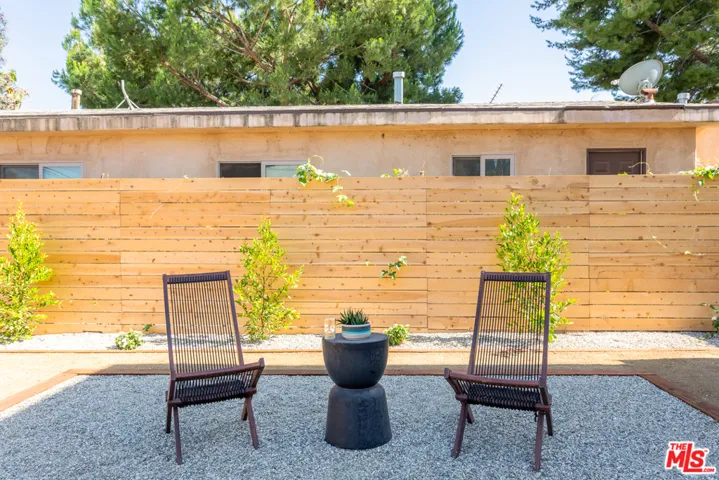 1160 N Madison Avenue 1/4, Los Angeles, California 90029