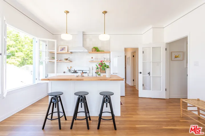 1160 N Madison Avenue 1/4, Los Angeles, California 90029