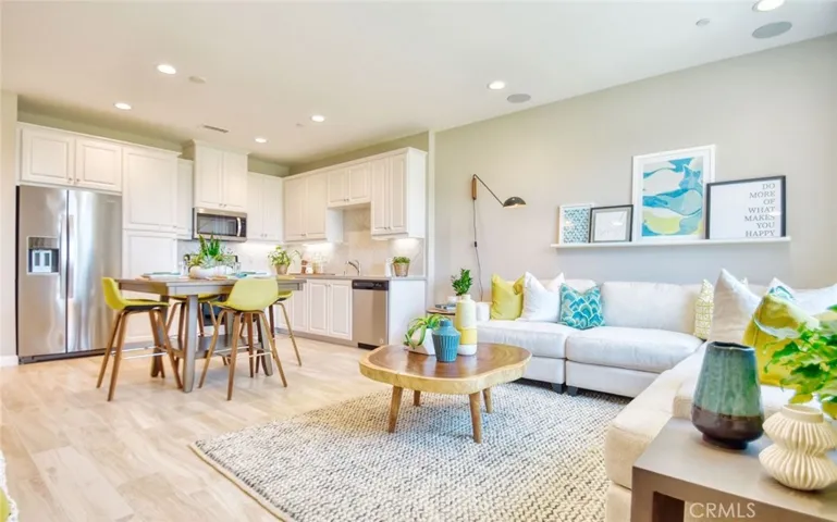 3571 E Moonlight 8, Ontario, California 91761