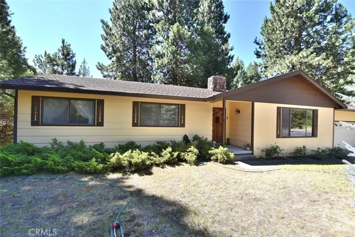 818 Lake Court, Mount Shasta, California 96067