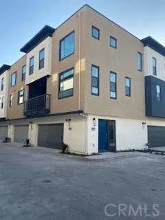 2864 N Glassell Street, Orange, California 92865