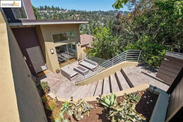 5234 Cochrane Ave, Oakland, California 94618